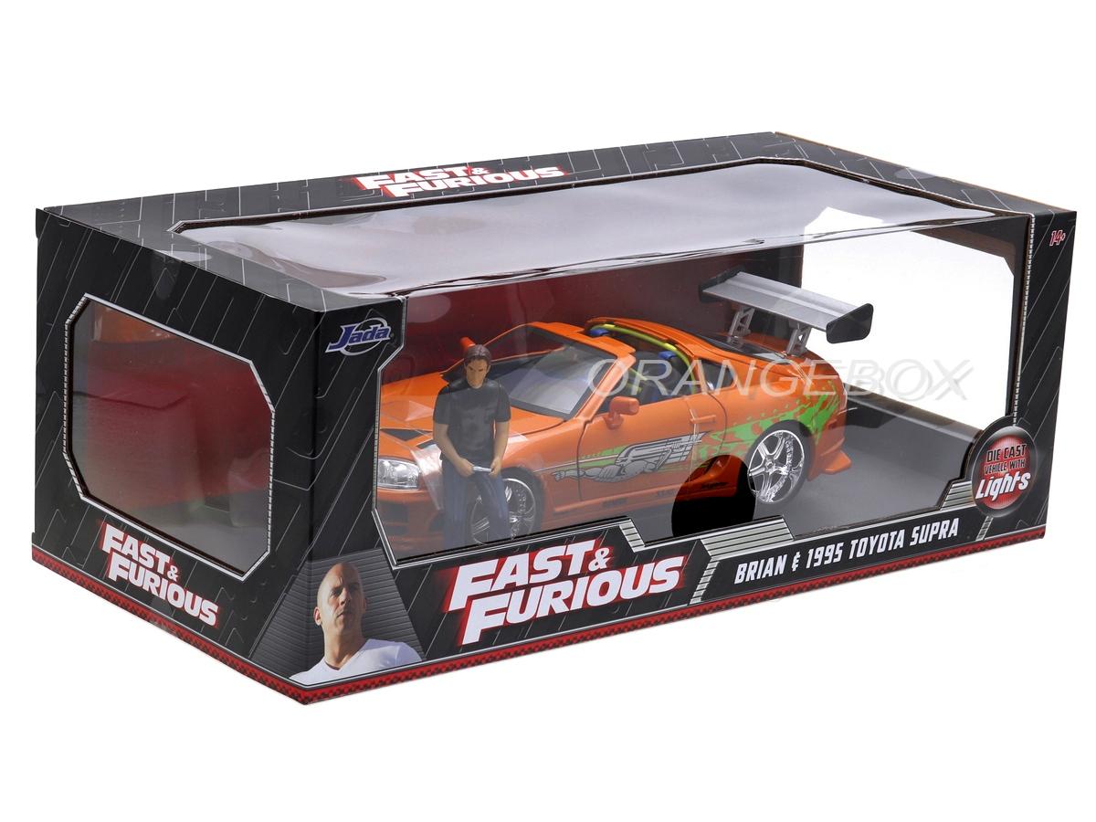 Toyota Supra 1995 Velozes e Furiosos + Figura Brian Jada Toys 1:18