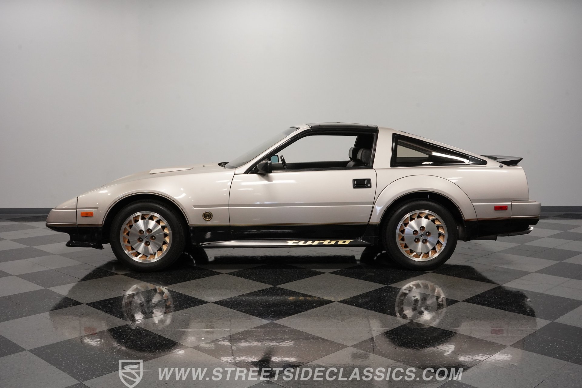1984 Nissan 300ZX | Classic Cars for Sale - Streetside Classics