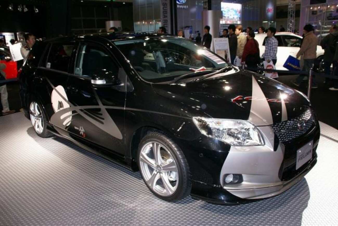速報】東京オートサロン2007：トヨタ カローラフィールダーとキムタク