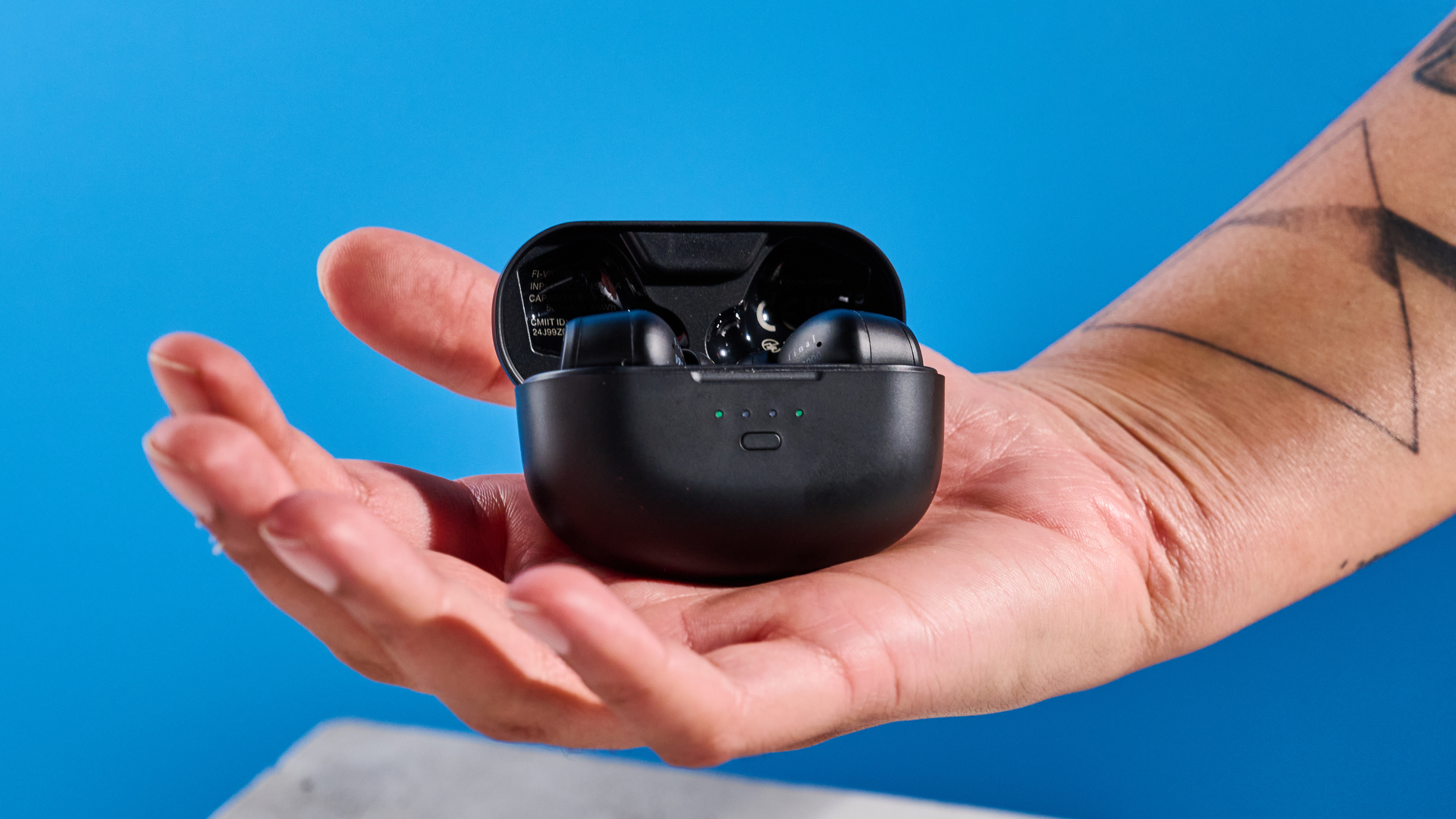 Final VR3000 Wireless review: Audiophile earbuds for gaming and