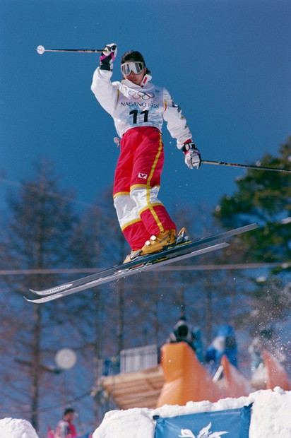 長野県聖火ランナー 里谷多英さんら長野五輪ゆかりの著名人選出 | 毎日新聞