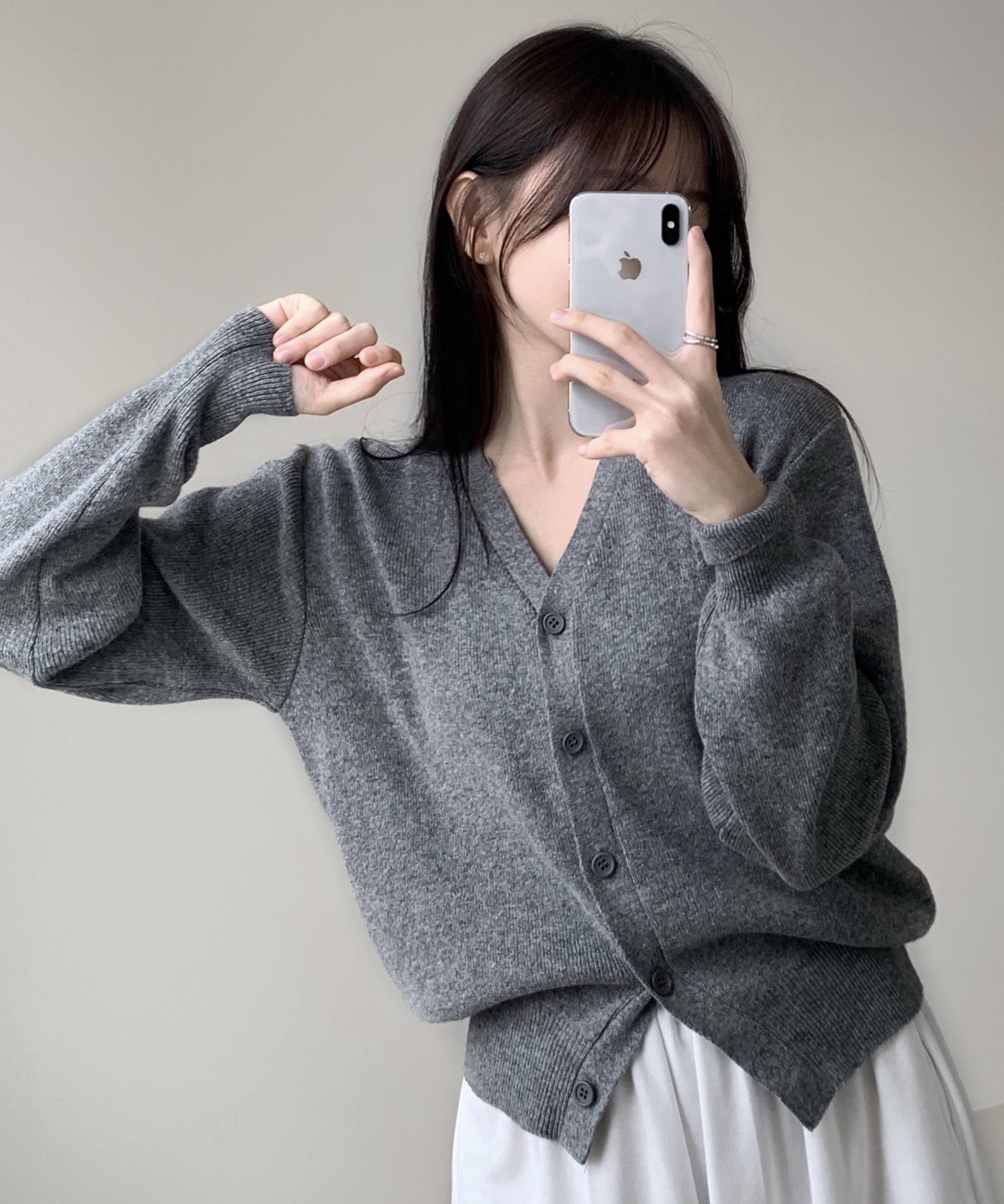 無地Vネックニット長袖カーディガン | ファッション通販サイト NUGU