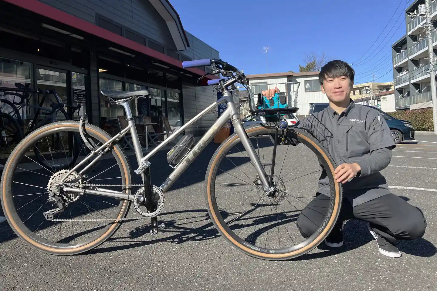 クロスバイクの前カゴがアツい！実用性とおしゃれさを両立する新トレンド