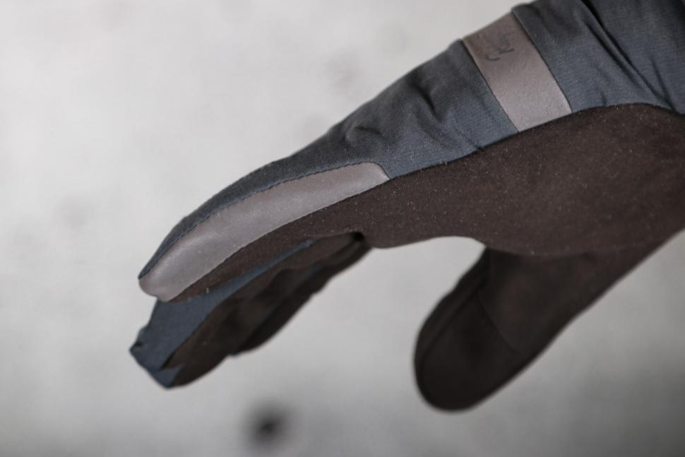 Rapha Gore-Tex Insulated Waterproof Glove - Cycling News | Bike