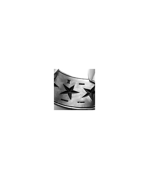 CODY SANDERSON（コディサンダーソン）の「6 Star Coin Edge（バングル