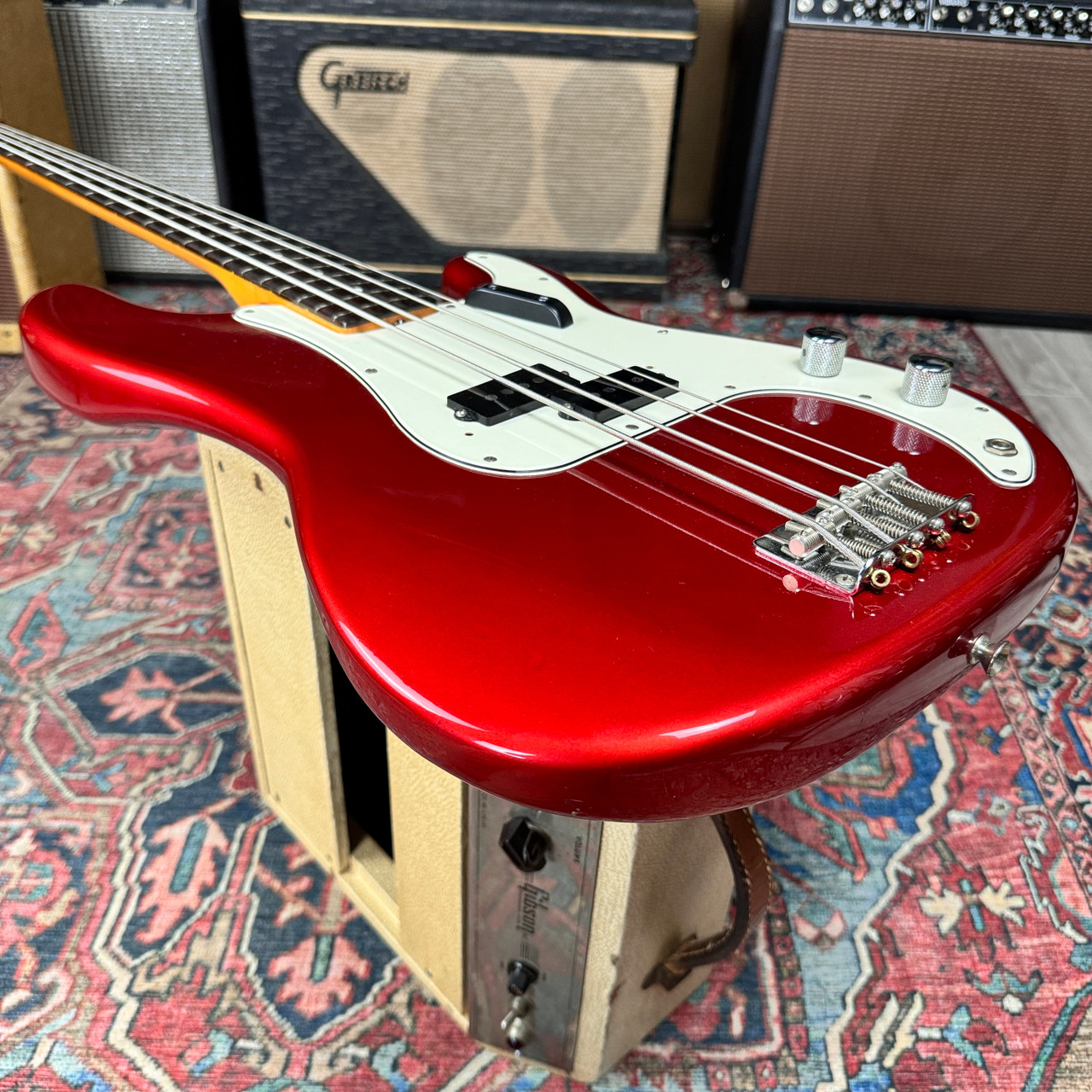 Fernandes Revival Bass RPB-50 Candy Apple Red - 1980's