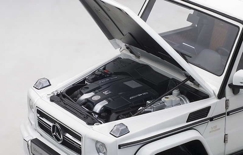 1/18 AUTOart Mercedes-Benz MB G-Class G-Klasse G63 AMG (White) Car