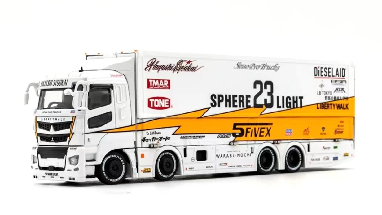 1/64 GCD Liberty Walk LB-Trucks Mitsubishi Fuso Super Great