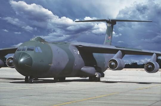 1/144 Roden C141B Starlifter Polar Nine One USAF Jet Cargo