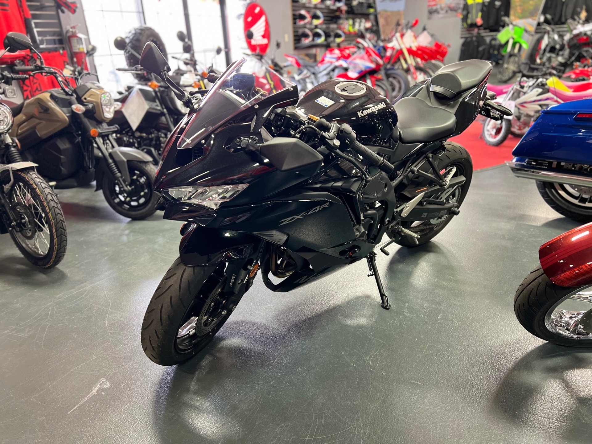 Used 2024 Kawasaki Ninja ZX-4R ABS, Richfield MN | Specs, Price