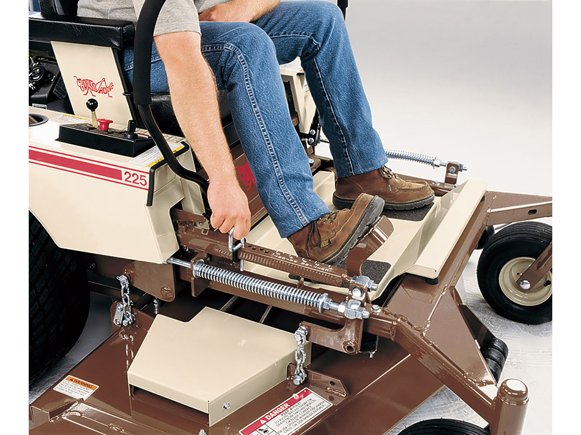 New 2025 Grasshopper 125V 48 in. Kohler 747 cc Brown | Lawn Mowers