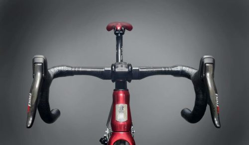 Dedaからエアロを追求したケーブル内装式ハンドル＆ステム VINCI