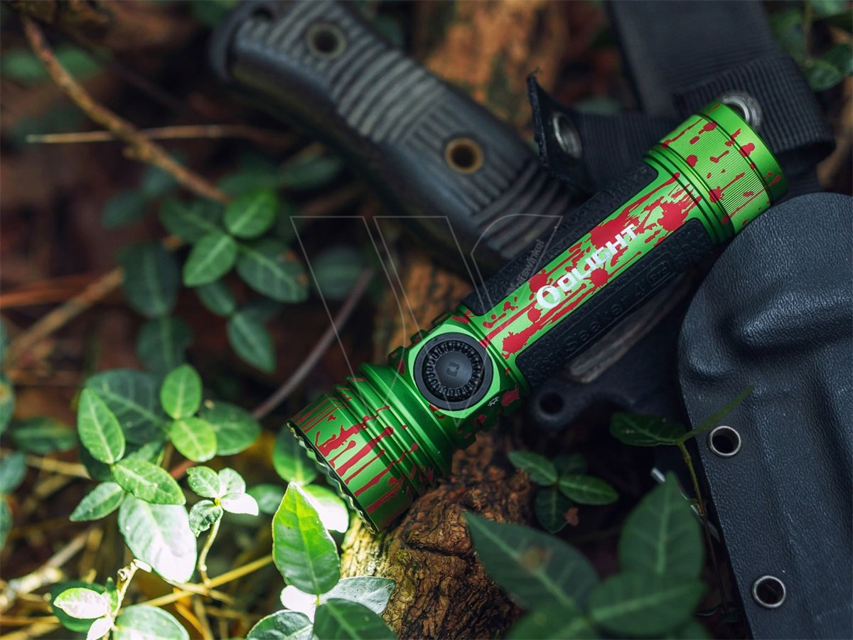 Buy Olight Seeker 4 Pro Zombie Green - Powerful EDC Flashlight