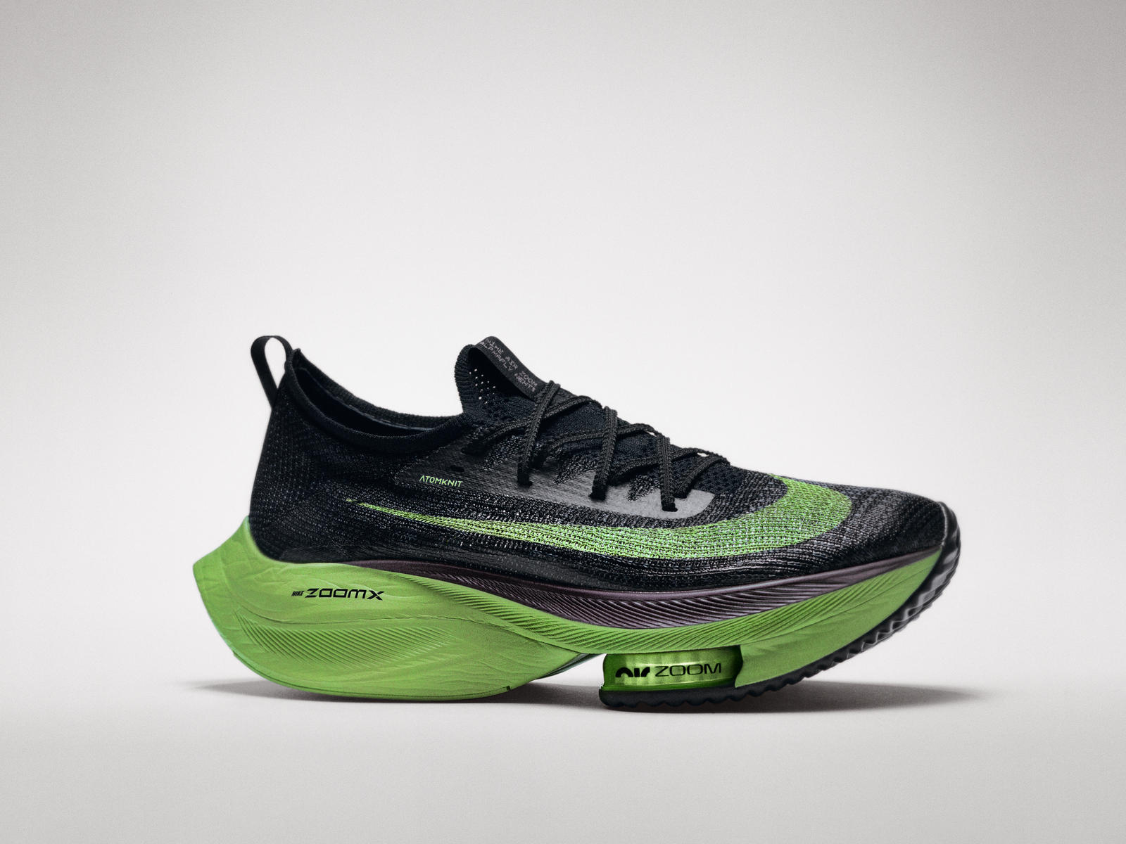 速報：NIKE、新型厚底シューズ「アルファフライ ネクスト％」発表