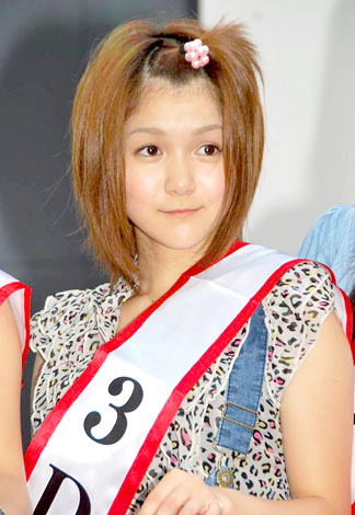 光井愛佳の画像・写真 | 地上波初“フルセグ”3D放送にモーニング娘。が