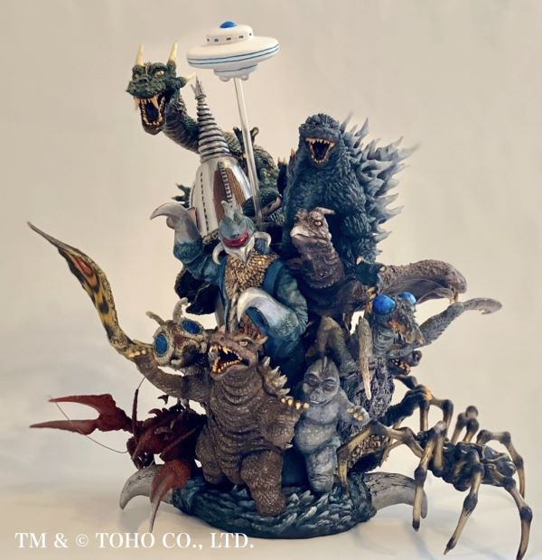 大丸梅田店、福袋に「東宝怪獣」ビジュアル公開 『ゴジラFINAL WARS