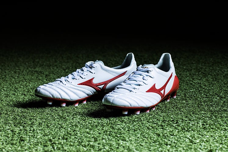 2019/04/25 フェルナンド・トーレス選手着用の限定モデル 「MORELIA