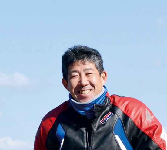 岡田忠之（おかだ ただゆき） - HONDA CRF1000L Africa Twin - web