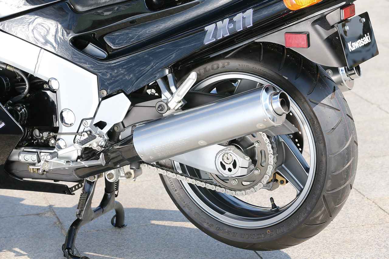 カワサキ「ZZ-R1100（ZX-11）」1990年｜300km/h時代の幕開けを飾った