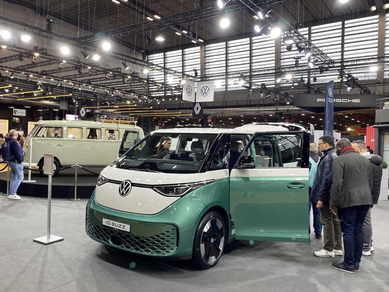 TRANSPORTER RETRO ハードケースCAMO 2023 TRANSPORTER トランス