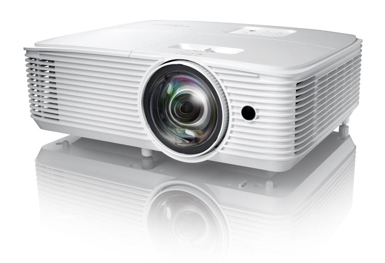 Optoma、ビジネスからホームシアターまでマルチに使える短焦点仕様の