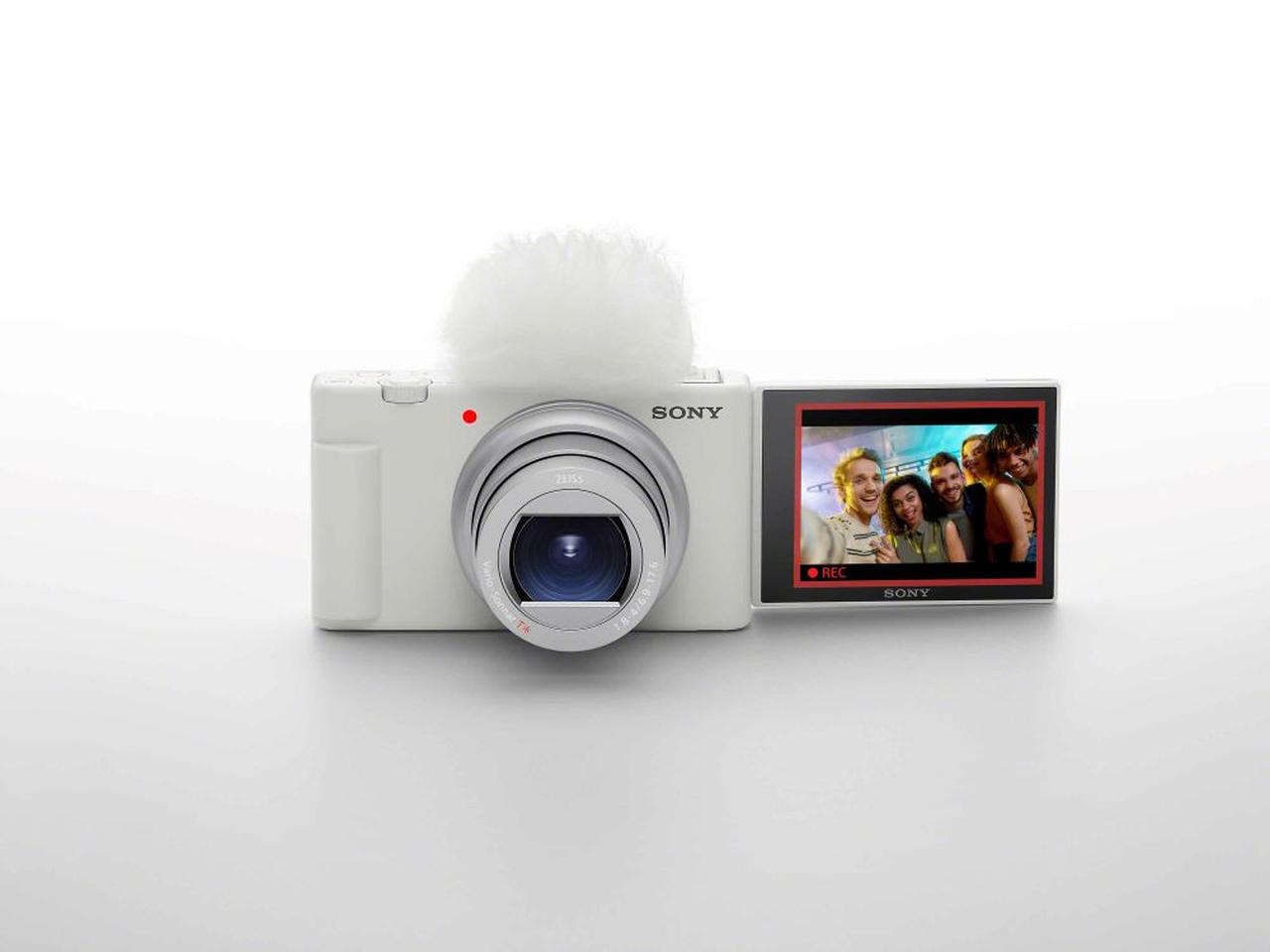 ソニーから新Vlogカメラ「VLOGCAM ZV-1 II」が登場。もっと寄れて