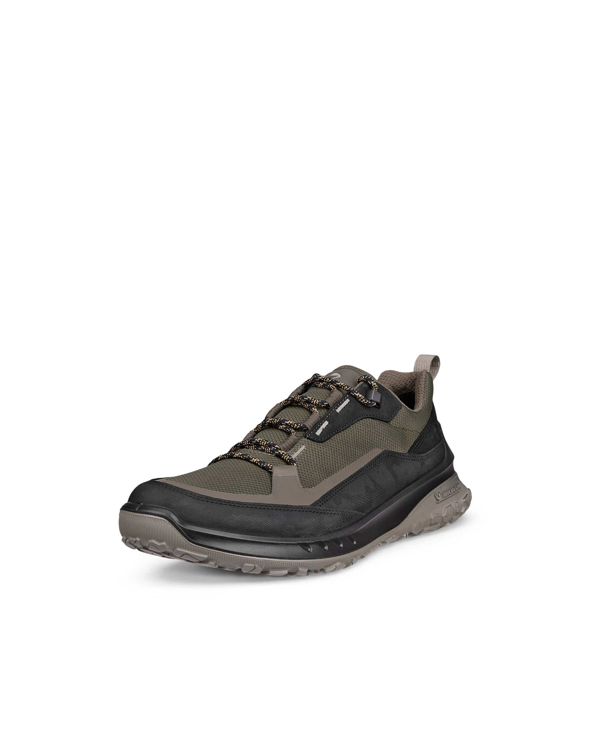 ECCO ULT-TRN MEN メンズ ヌバックウォータープルーフハイキング