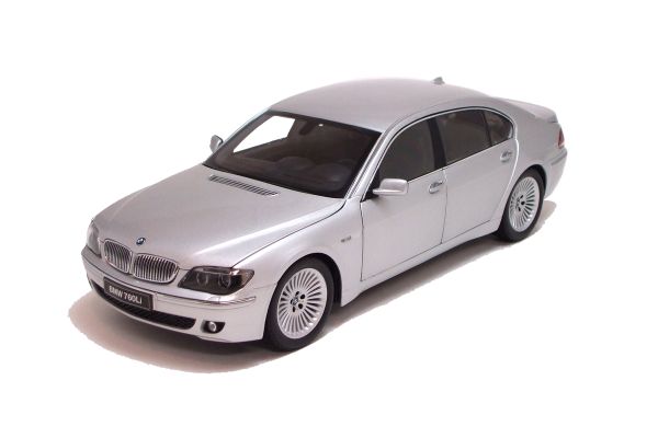 KYOSHO 1/18scale BMW 7 Series Long (E66) Silver [No.K08572S