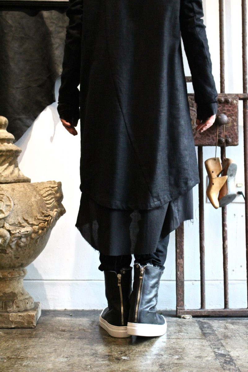 LINEA_F by incarnation. MMXVII-X749. GUIDI Waxed Horse Back Zip