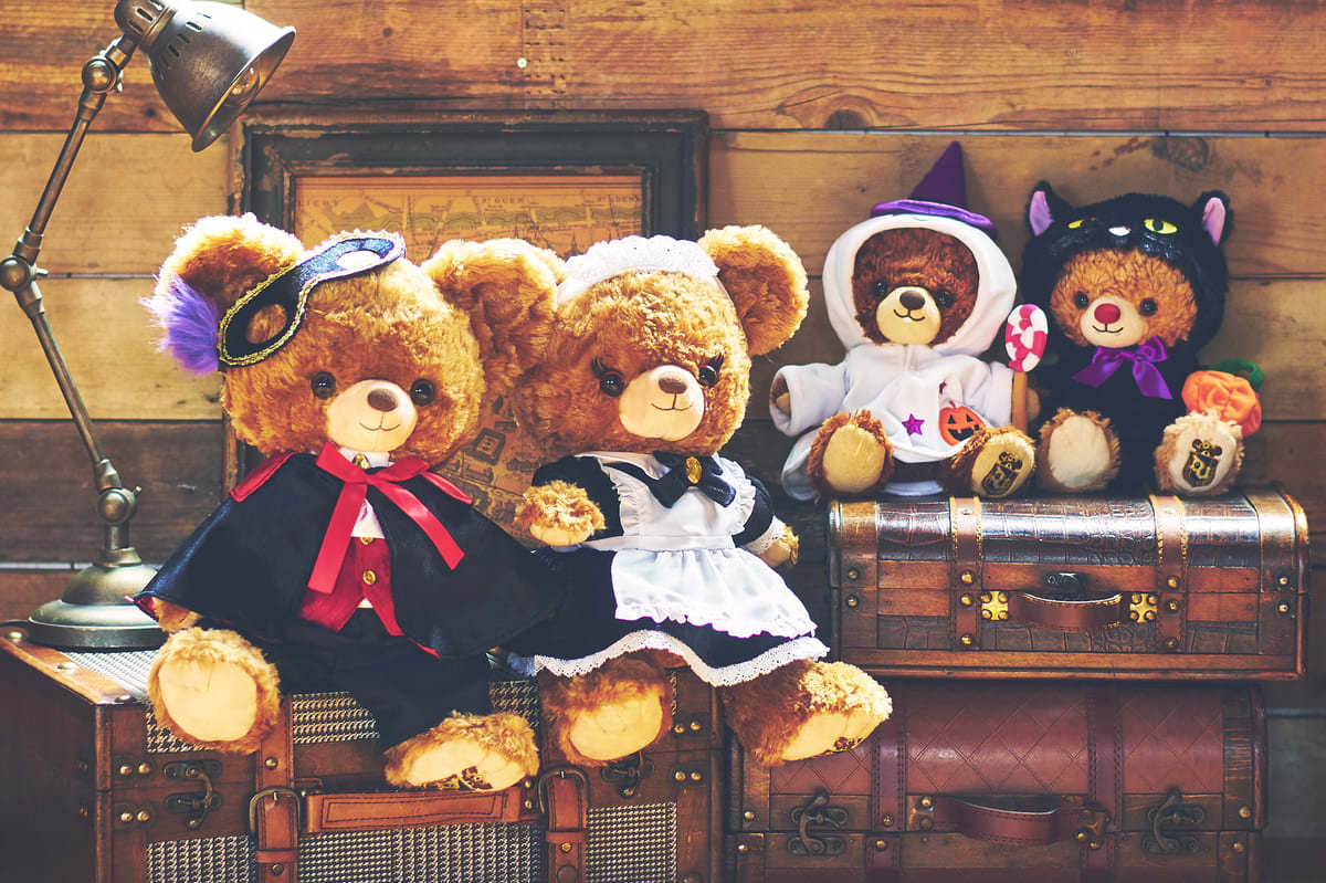 メイド服や黒猫も！ディズニーストア「UniBEARsity」ハロウィーン