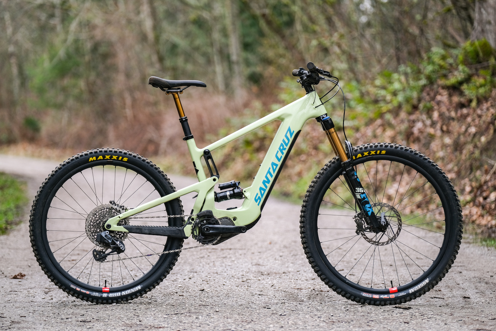 Review: 2022 Santa Cruz Heckler MX - The Battery Powered Bronson