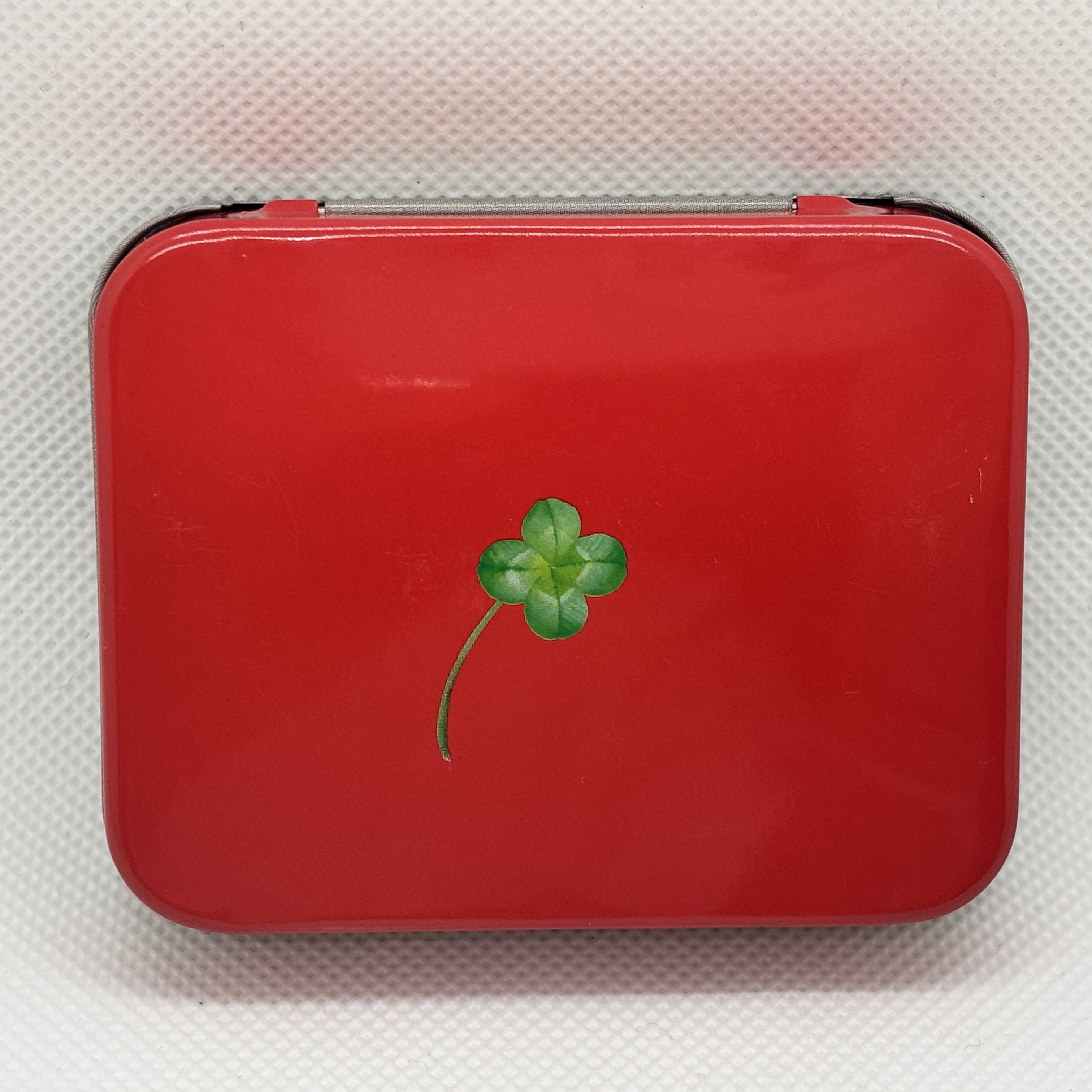 レディーバード ミニ缶 | 株式会社エウレカ