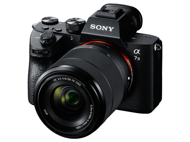 ソニーα7III フルサイズミラーレスはプロの現場で使えるのか？スペック