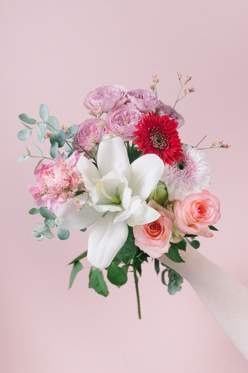 ユリ】人気の花束・ブーケ特集 | FLOWER｜かわいい花束を【送料無料