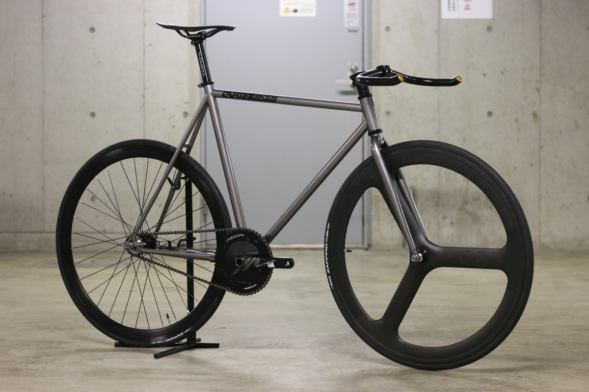 CARTEL BIKESからAvenue Lo Gun MetalとAvenue Blood Orangeが登場