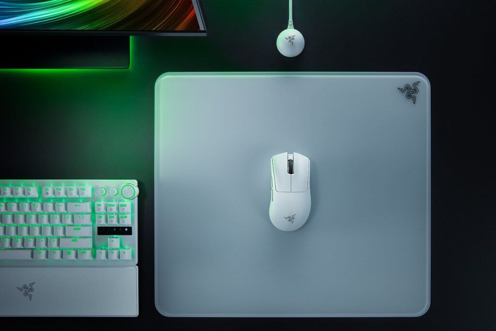 Razer 「DeathAdder V4 Pro」徹底レビュー｜軽量化・高精度センサー
