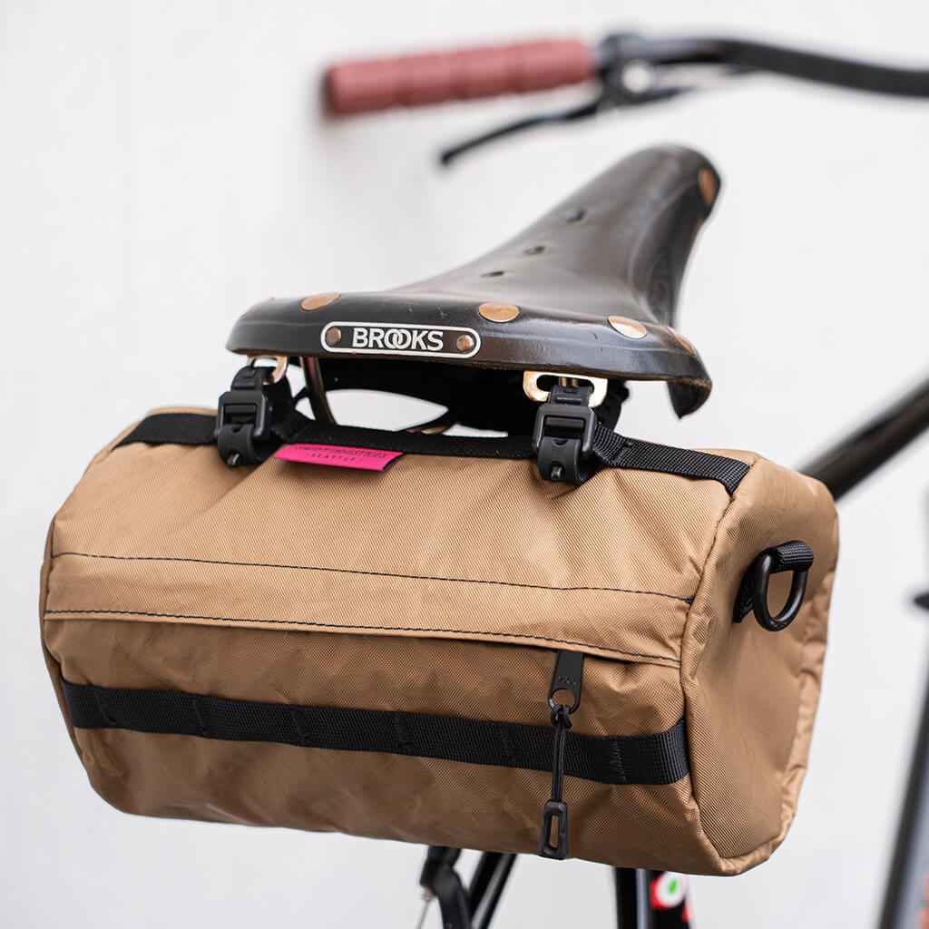 SWIFT INDUSTRIES* bandito bicycle bag (ecopak/coyote) - BLUE LUG