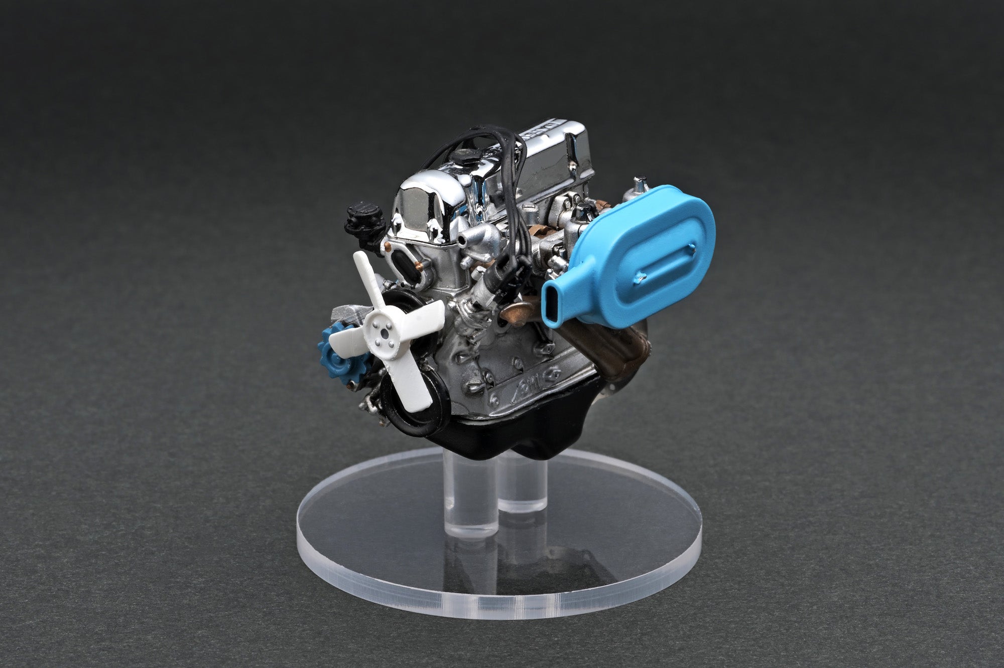 Preorder] Ignition Model 1:18 Datsun Bluebird (510) Brown With L16