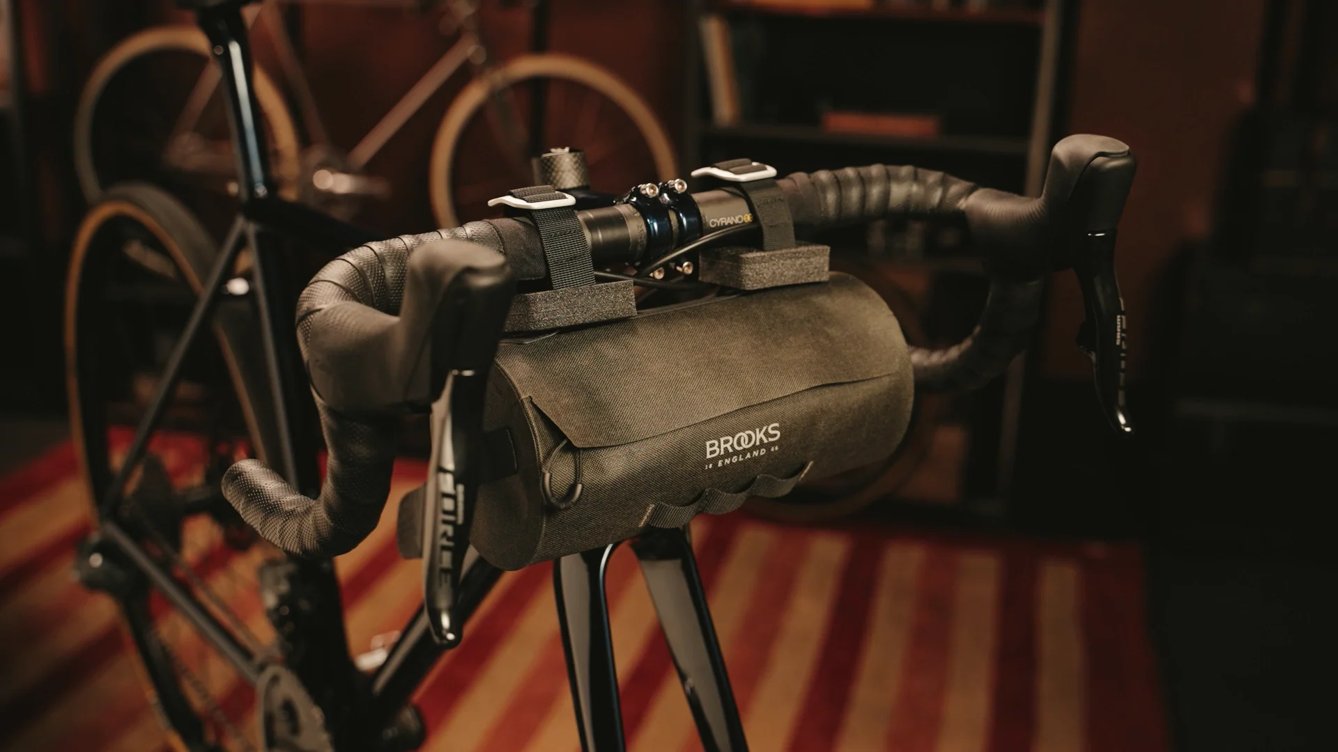Gravel handlebar bag, the pouch for you bike - Brooks England