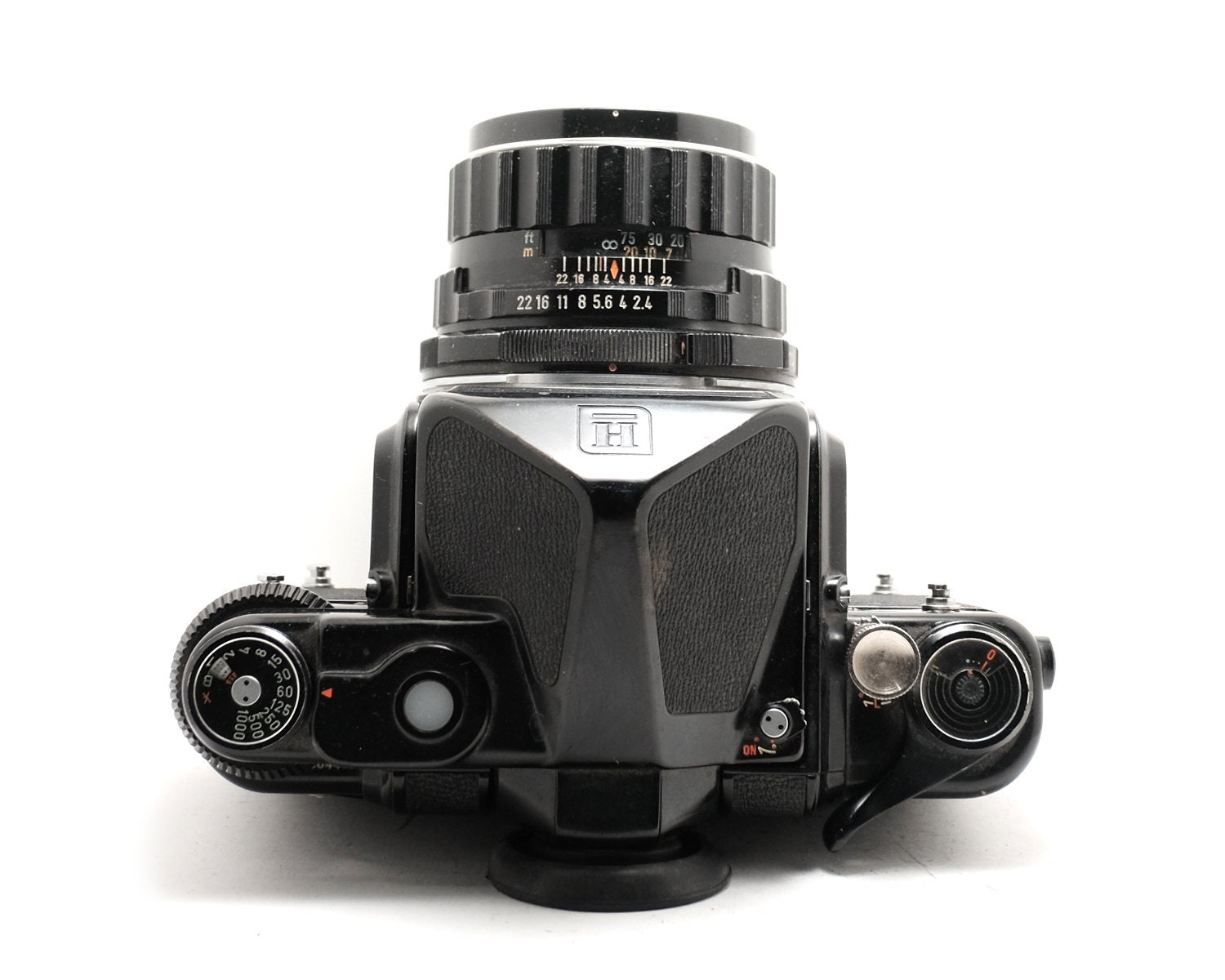 Pentax 6x7 67 - Medium Format Camera - Takumar 105mm 2.4 Lens
