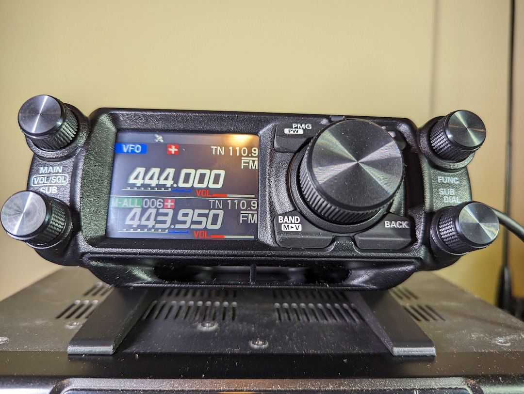 Yaesu FTM-500 Desk Stand Mount: 3D Printed Radio Head Unit - Etsy