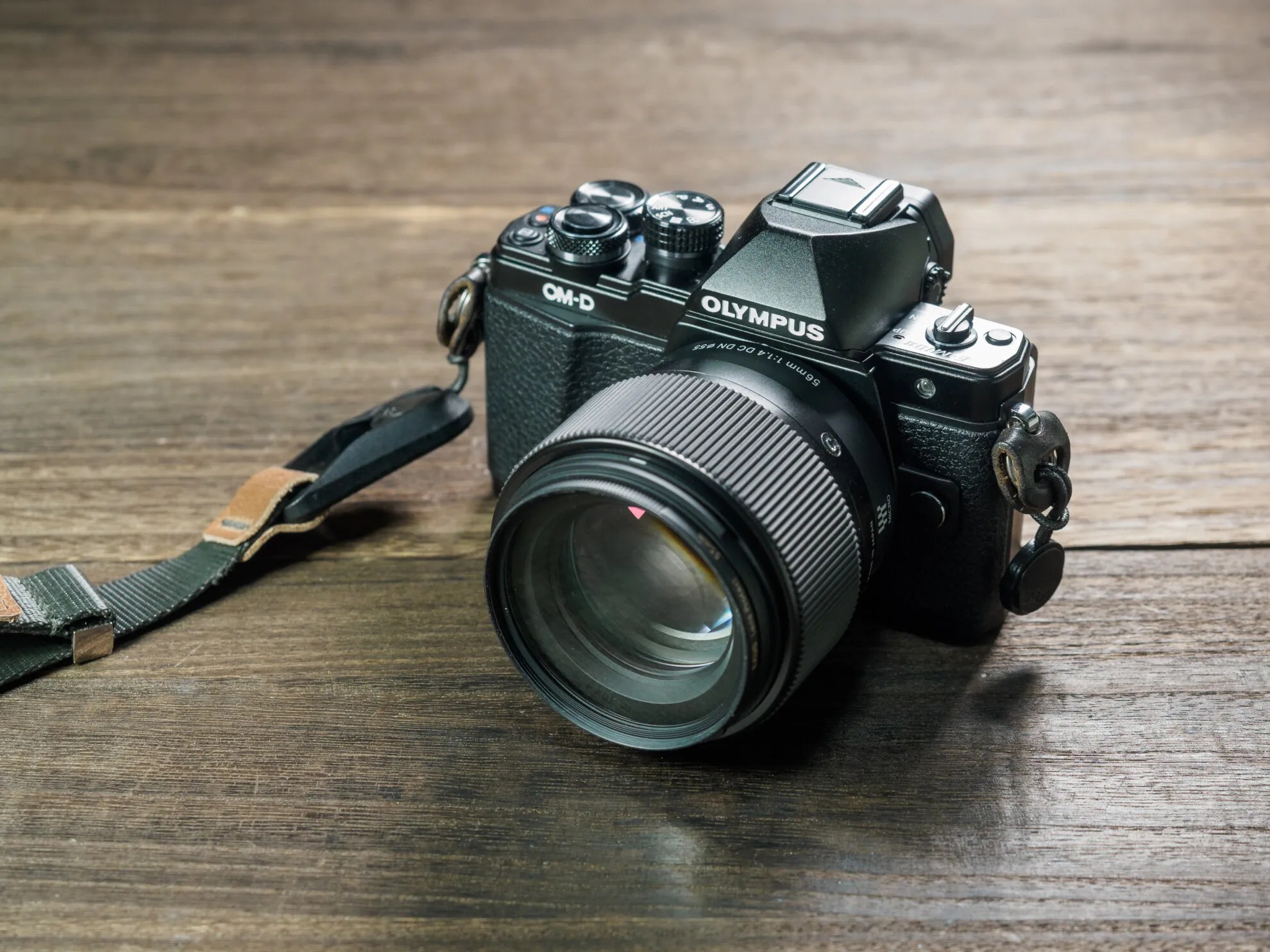 マイクロフォーサーズでもボケを楽しめる SIGMA 56mm F1.4 DC DN