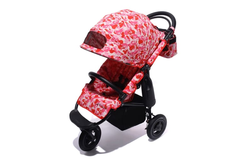 BAPE®️ x AIRBUGGY によるキャッチーなコラボベビーカーが登場