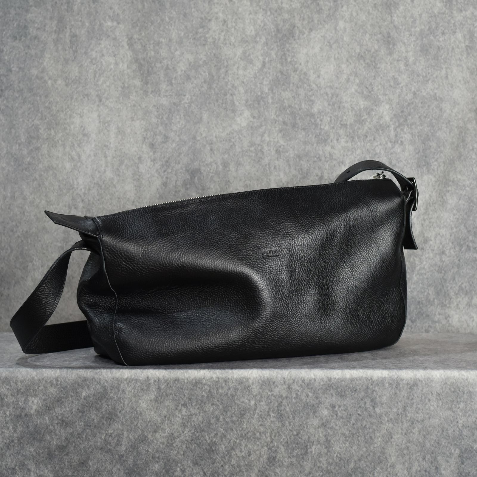 CALEE - STUDS LEATHER SHOULDER BAG ＜LARGE＞ (BLACK) / スタッズ