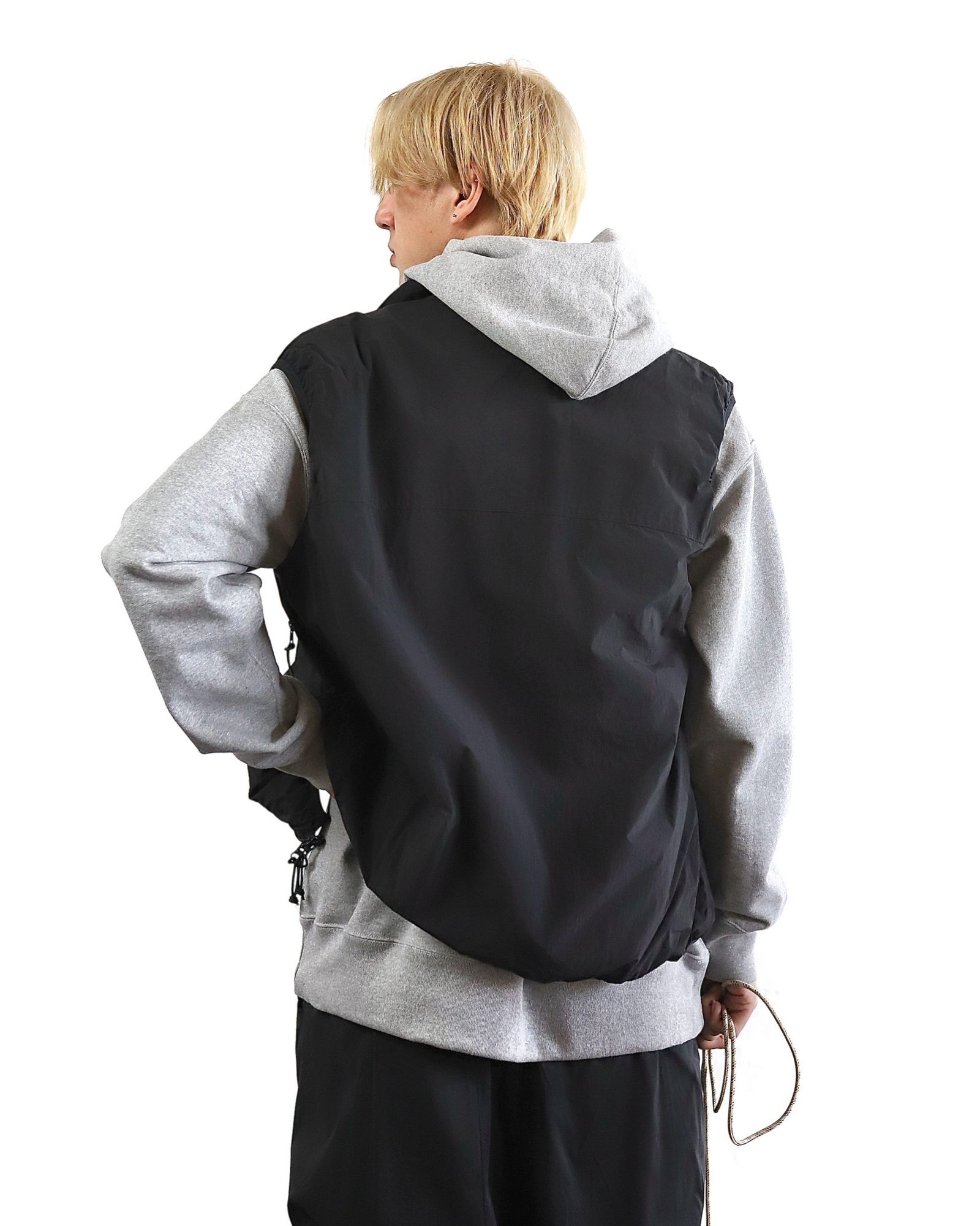 コムデギャルソンオム24SS ナイロンジップアップベスト style 024.3.25