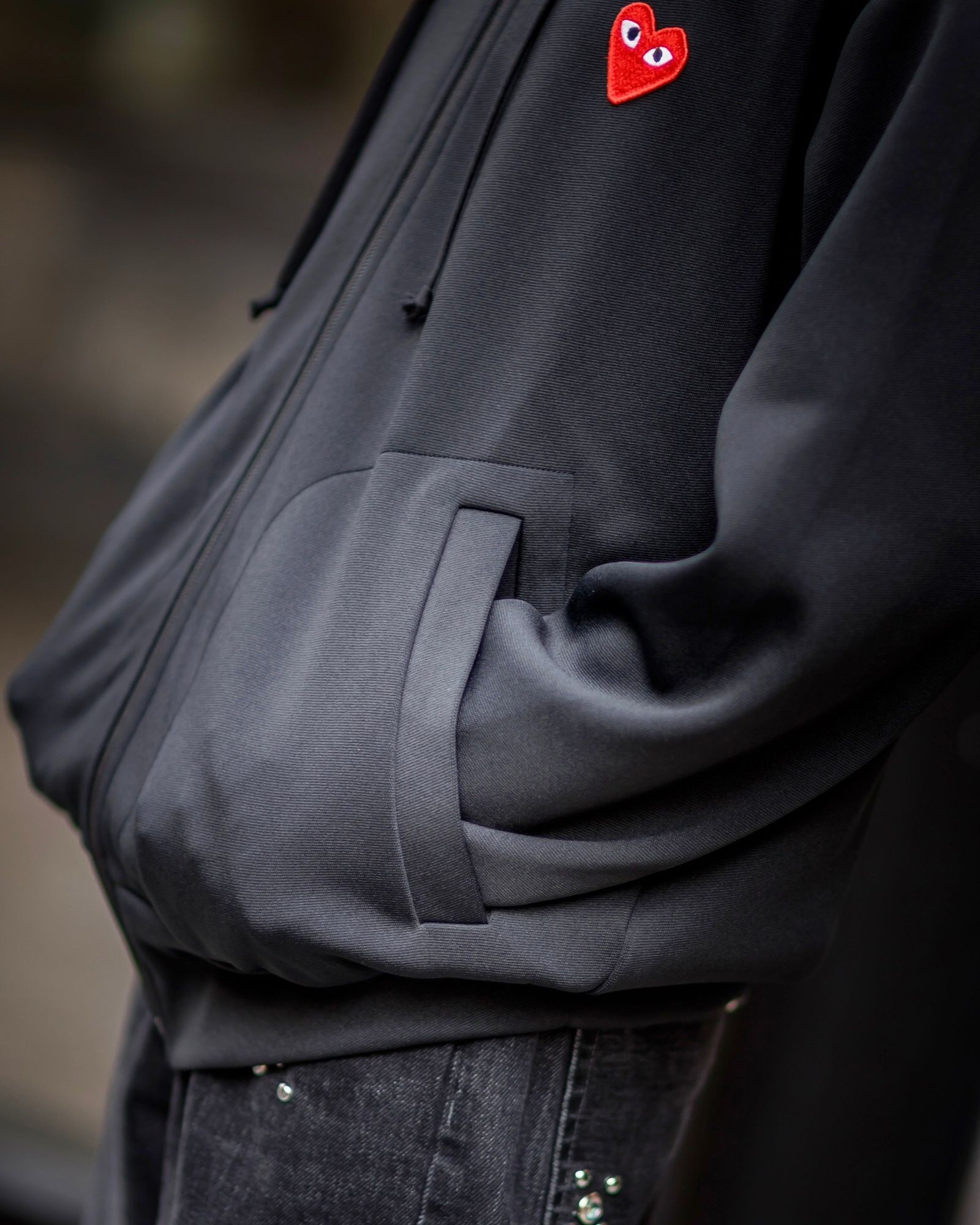 PLAY COMME des GARCONS 新作ジップアップパーカー style.2024.12.10