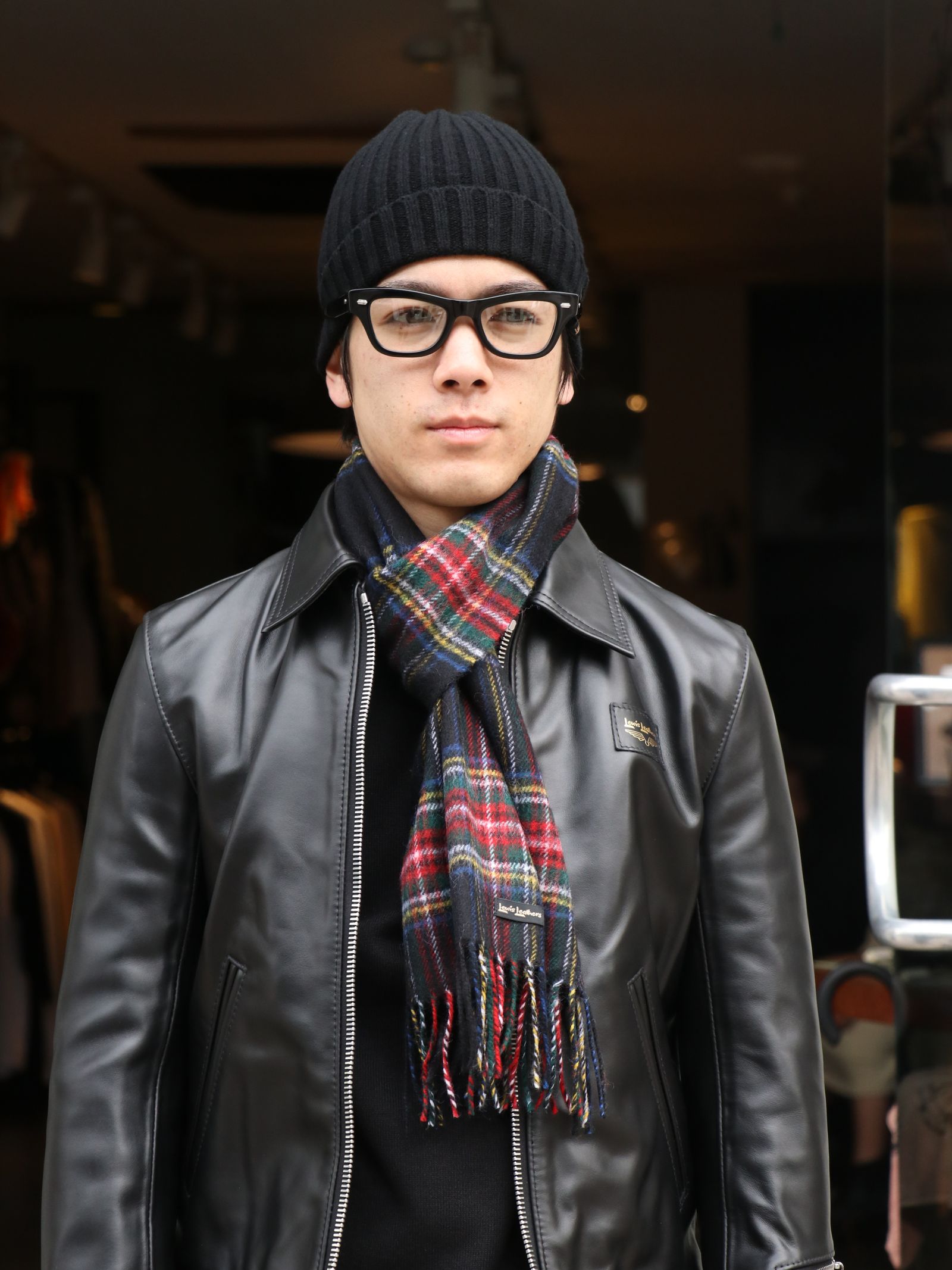 Lewis Leathers - SCOTISH WOOL SCARF - STEWART ROYAL (BLACK TARTAN