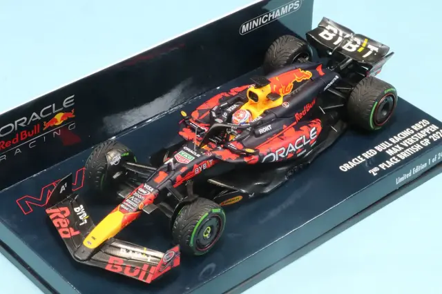 ミニチャンプス 1/43 レッドブル RB20 イギリスGP 2024 2位入賞 M