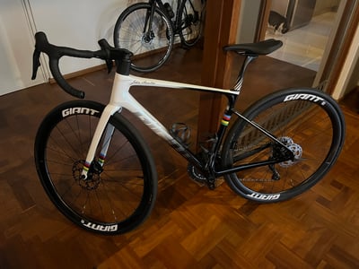 2020 Giant Defy Advanced 2 – Specs, Comparisons, Reviews – 99 Spokes