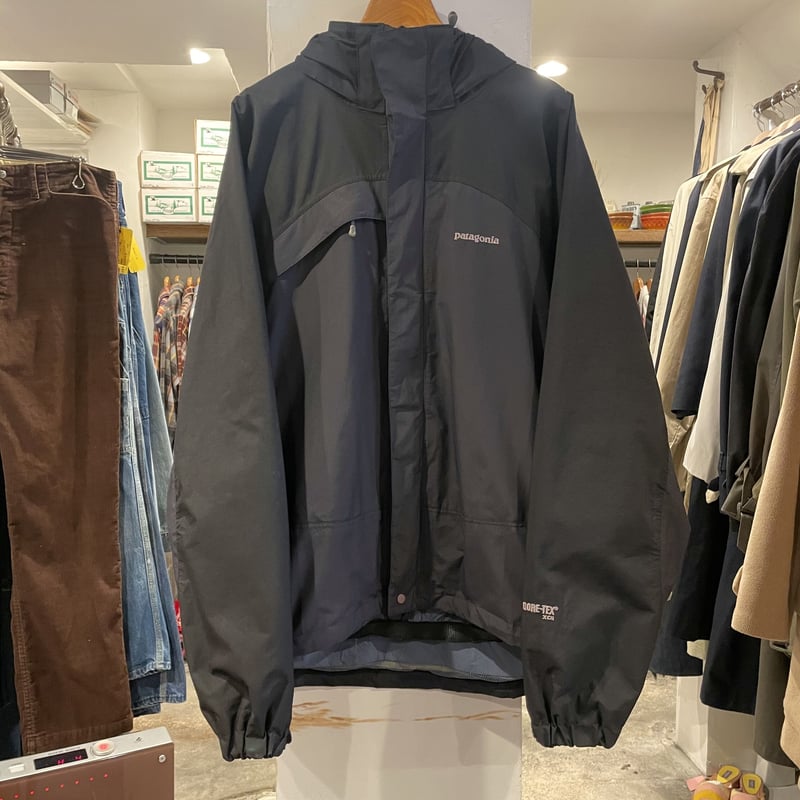patagonia ゴアテックス プリモジャケット Lサイズ 黒xグレー